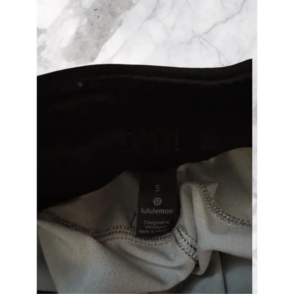 Lululemon Men’s Small Black Drawstring Shorts